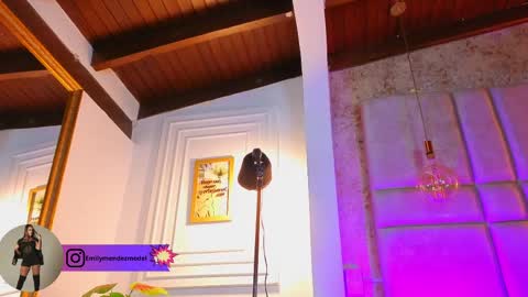 Snapshot of alessialondon chatting on 06-02-26, 02:19 Alessia online show from 06-02-26, 02:19