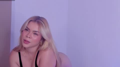 Alessia Moon online show from 06-02-26, 08:11