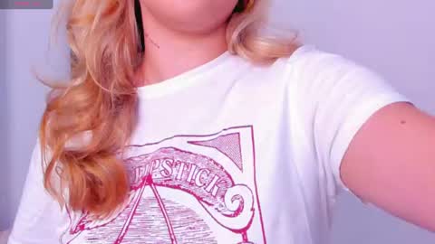 Alessia Moon online show from 07-07-26, 12:31