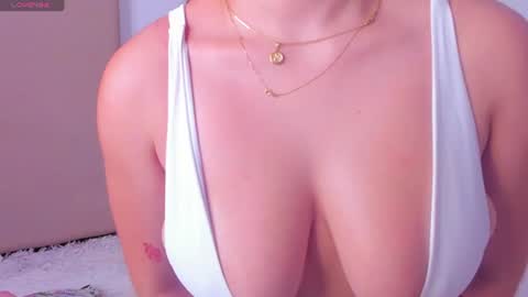 Alessia Moon online show from 07-15-26, 01:16