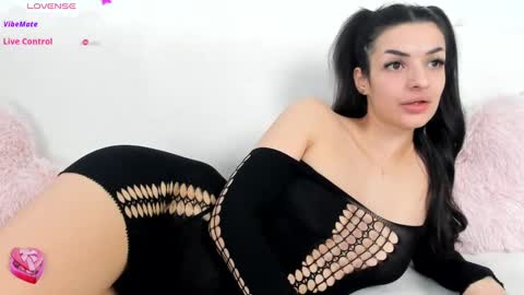 Snapshot of alessyaaa chatting on 02-19-25, 09:28 Ale online show from 02-19-25, 09:28