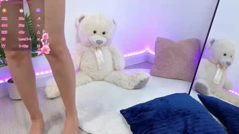 Snapshot of alessyaaa chatting on 10-10-25, 10:31 Ale online show from 10-10-25, 10:31
