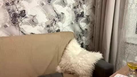 Aletta Oushen online show from 02-05-25, 06:26