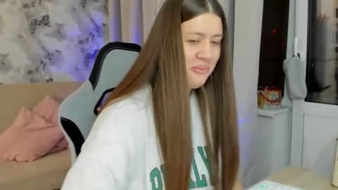 Aletta Oushen online show from 10-04-25, 02:59