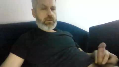 Snapshot of alex80581 chatting on 02-01-25, 09:19 Alexey online show from 02-01-25, 09:19