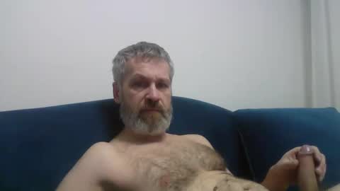 Snapshot of alex80581 chatting on 03-04-25, 05:32 Alexey online show from 03-04-25, 05:32