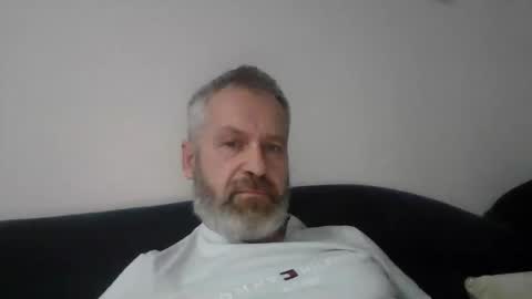 Snapshot of alex80581 chatting on 10-25-25, 03:07 Alexey online show from 10-25-25, 03:07