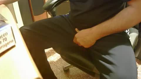 alex81pv1981 online show from 09-28-25, 06:46