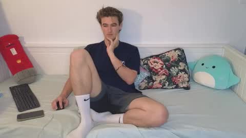 Alex83530 online show from 12-22-25, 09:39