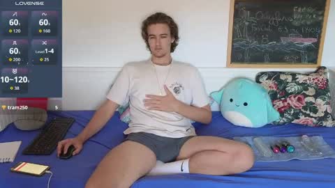 Alex83530 online show from 06-01-26, 07:54