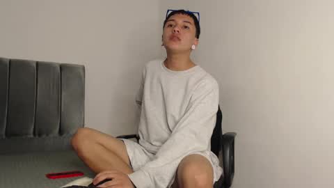 Owen online show from 12-11-24, 01:37