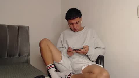 Owen online show from 02-22-25, 05:23