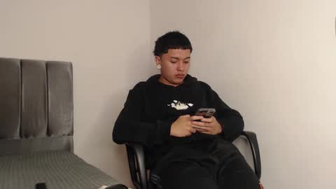 Owen online show from 02-25-25, 04:14