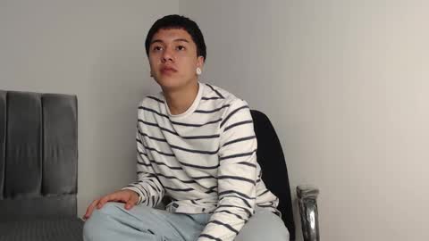 Owen online show from 11-18-25, 01:44