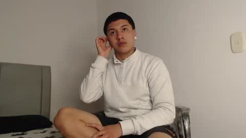 Owen online show from 06-12-26, 03:27