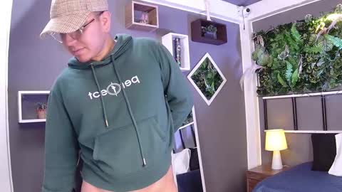 Alex online show from 03-05-25, 03:29