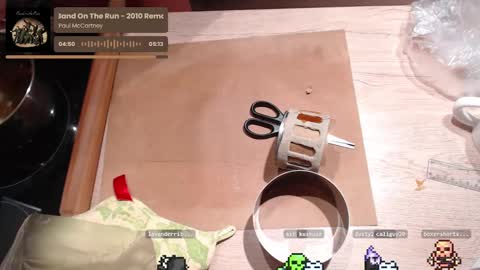 Alex Amazing online show from 01-24-25, 03:11