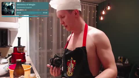 Alex Amazing online show from 02-27-25, 01:16