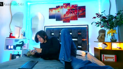 sneider online show from 12-23-24, 06:48