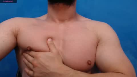 Snapshot of alex_blu chatting on 10-12-25, 09:08 Alex online show from 10-12-25, 09:08