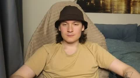 Snapshot of alex_candy_pump chatting on 06-26-26, 12:04 FAVORITE online show from 06-26-26, 12:04