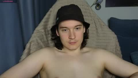 Snapshot of alex_candy_pump chatting on 07-11-26, 04:53 FAVORITE online show from 07-11-26, 04:53