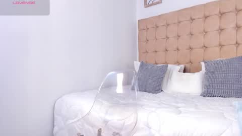 alex online show from 11-24-25, 11:10