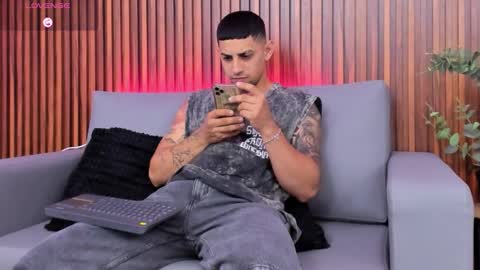 alex online show from 03-10-26, 11:37