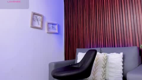 Snapshot of alex_cute77 chatting on 05-20-26, 12:11 alex online show from 05-20-26, 12:11