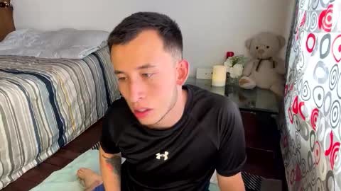 Snapshot of alex_diazz chatting on 03-21-26, 07:06 alex_diazz online show from 03-21-26, 07:06