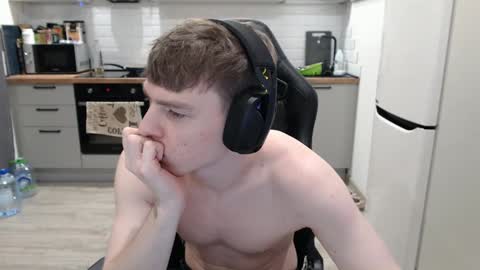 Snapshot of alex_gotcha chatting on 01-21-25, 10:30 Alex online show from 01-21-25, 10:30