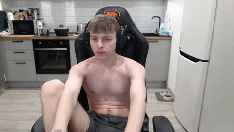 Snapshot of alex_gotcha chatting on 02-07-25, 07:38 Alex online show from 02-07-25, 07:38