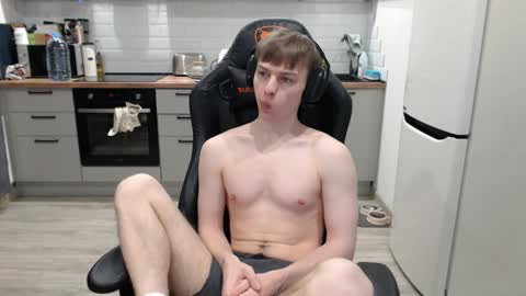 Snapshot of alex_gotcha chatting on 02-08-25, 03:21 Alex online show from 02-08-25, 03:21