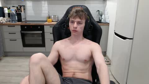 Snapshot of alex_gotcha chatting on 02-09-25, 02:17 Alex online show from 02-09-25, 02:17