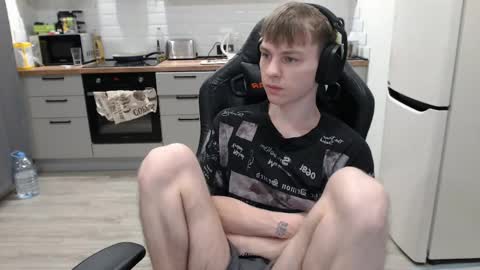 Snapshot of alex_gotcha chatting on 03-03-25, 04:47 Alex online show from 03-03-25, 04:47