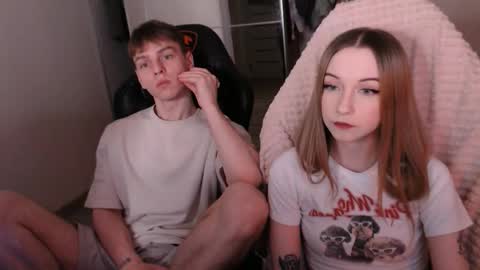 Snapshot of alex_gotcha chatting on 09-18-25, 09:39 Alex online show from 09-18-25, 09:39