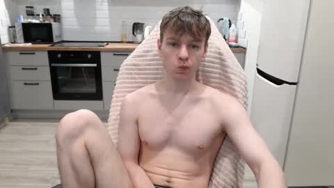 Snapshot of alex_gotcha chatting on 11-11-25, 02:00 Alex online show from 11-11-25, 02:00