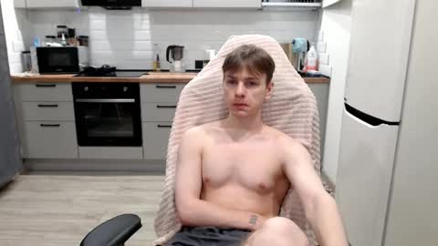 Snapshot of alex_gotcha chatting on 11-12-25, 02:01 Alex online show from 11-12-25, 02:01