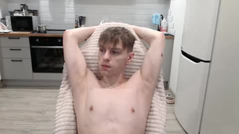 Snapshot of alex_gotcha chatting on 11-22-25, 09:03 Alex online show from 11-22-25, 09:03