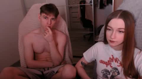 Snapshot of alex_gotcha chatting on 11-28-25, 09:28 Alex online show from 11-28-25, 09:28