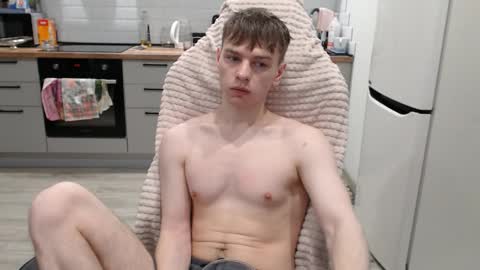 Snapshot of alex_gotcha chatting on 12-16-25, 02:38 Alex online show from 12-16-25, 02:38