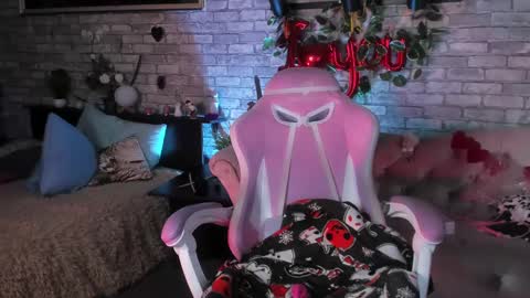 alex_howell online show from 03-01-25, 11:47