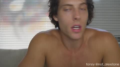 Snapshot of alex_islive chatting on 11-02-25, 06:43 Alex Stone online show from 11-02-25, 06:43