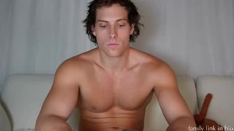 Snapshot of alex_islive chatting on 03-04-26, 12:16 Alex Stone online show from 03-04-26, 12:16