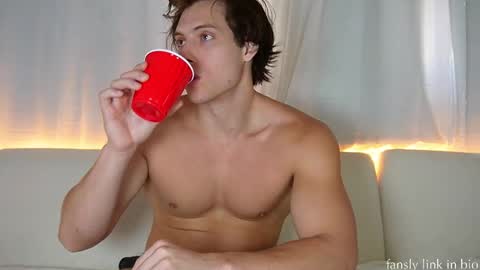 Snapshot of alex_islive chatting on 03-17-26, 06:11 Alex Stone online show from 03-17-26, 06:11