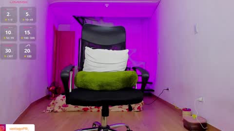 Snapshot of alex_lord_ chatting on 12-15-24, 01:13 i am Alex online show from 12-15-24, 01:13
