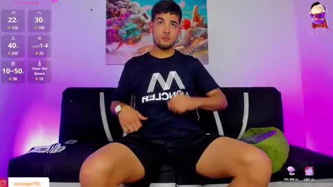 Snapshot of alex_lord_ chatting on 02-19-25, 04:01 i am Alex online show from 02-19-25, 04:01