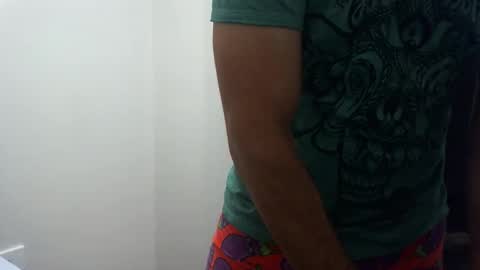 Snapshot of alex_malaka2005 chatting on 03-16-26, 11:25 Alex online show from 03-16-26, 11:25