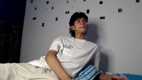 alex_mark_ online show from 05-13-26, 05:43