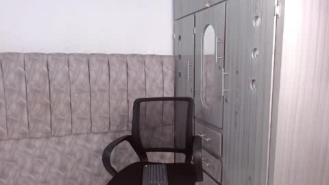 Snapshot of alex_martin47 chatting on 06-04-26, 07:53 alex online show from 06-04-26, 07:53
